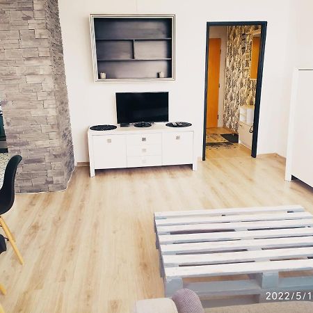 Апартаменты Apartament Alicja Торунь Экстерьер фото